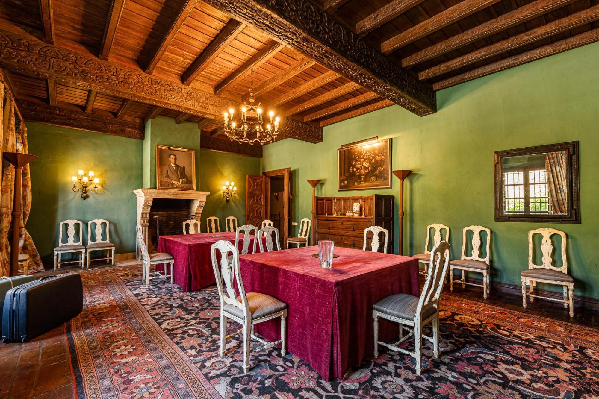 Queens Hacienda Alamedilla Toledo Argés المظهر الخارجي الصورة