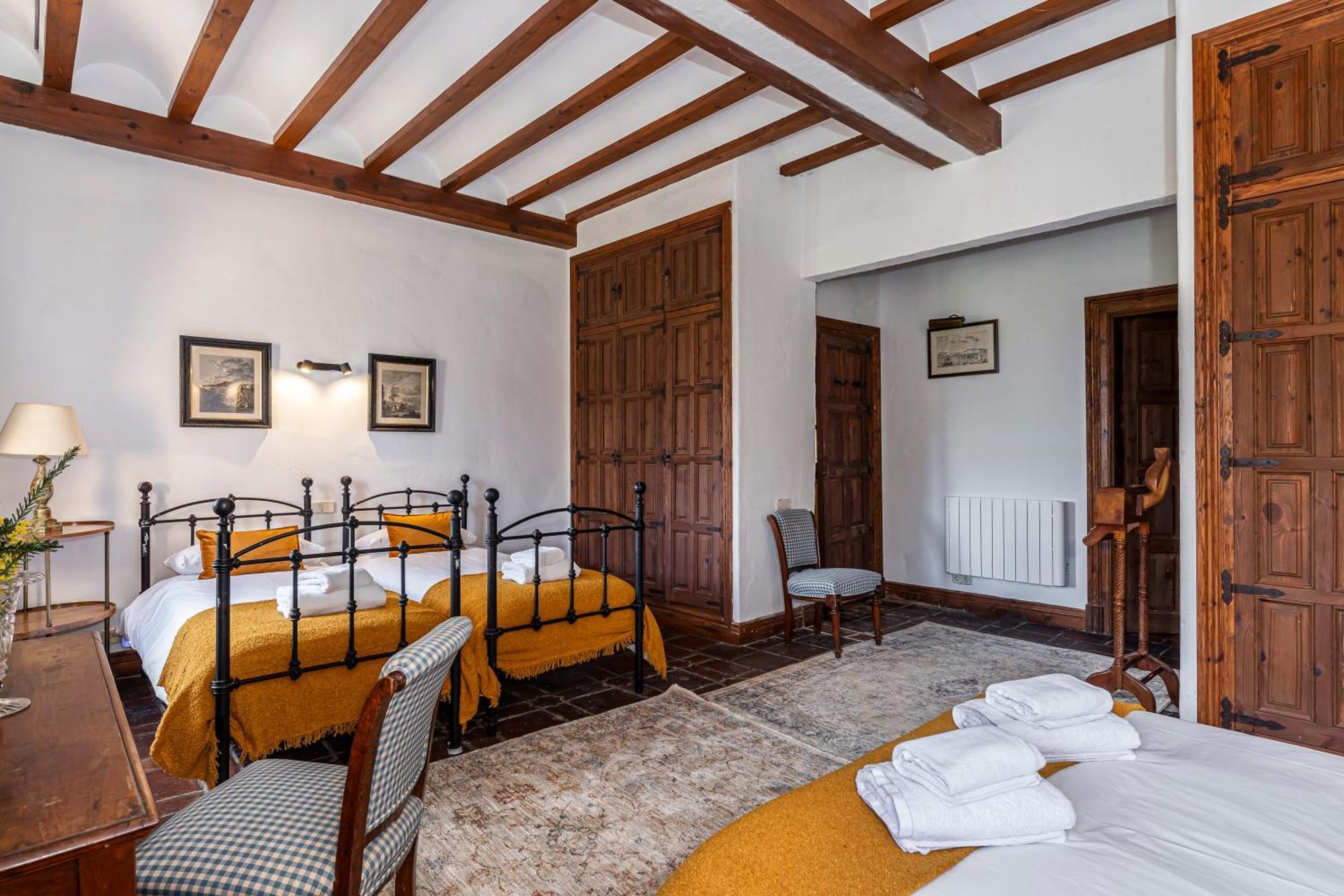 Queens Hacienda Alamedilla Toledo Argés المظهر الخارجي الصورة